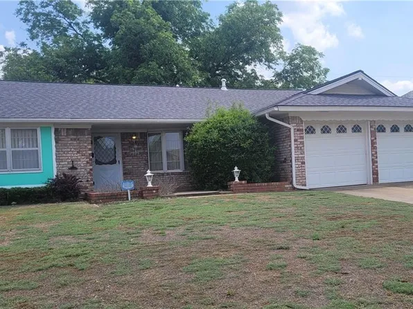 1304 SW 72nd St, Oklahoma City, OK 73159