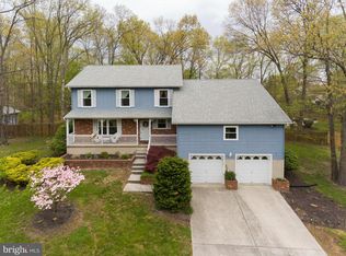 572 Eason Dr, Severn, MD 21144