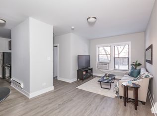 715 W Brompton Ave #2, Chicago, IL 60657