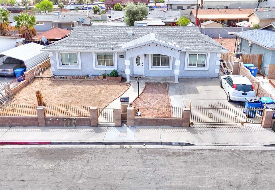 1st image of 6221 Casada Way