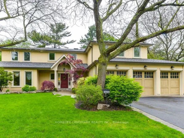 243 Dolphin Ct, Oakville, ON L6J 5S7