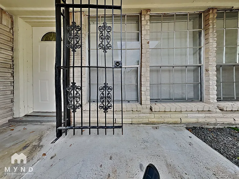 2163 Drayton Ln — Photo 18