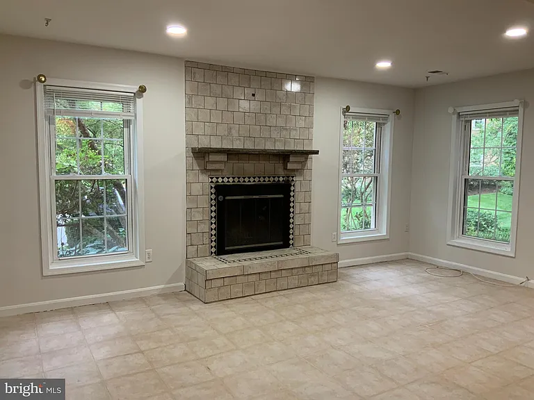 4618 Briar Patch Ct — Photo 28