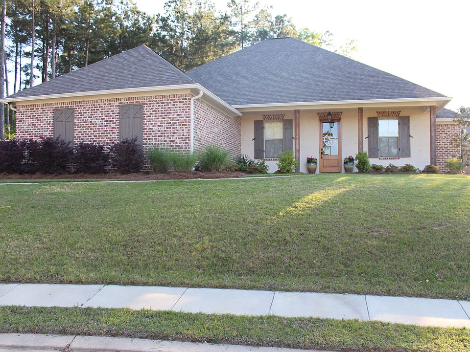1st image of 163 Mullherrin Dr