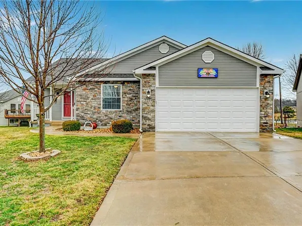 5358 S Jennings Ct, Independence, MO 64055