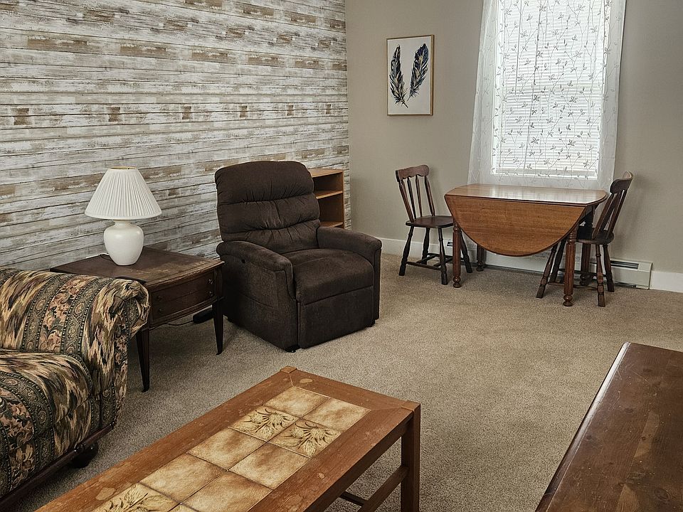 1st image of 1 Carpenter St