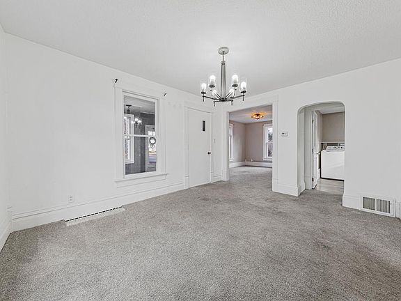 5th image of 15 14th St NE
