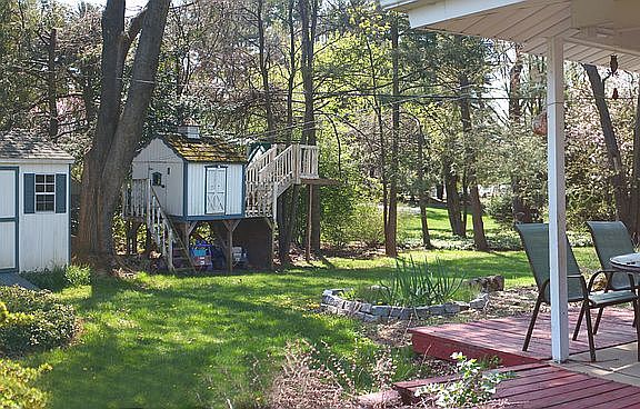 2nd image of 3014 Meadowbrook Cir N