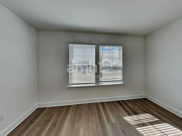 1015 Bevington Dr — Photo 16