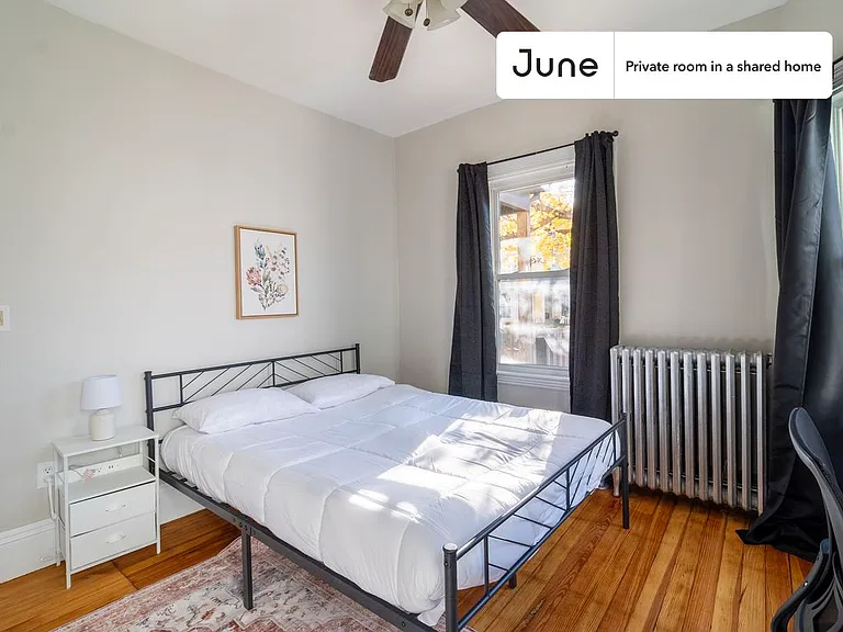 41 Brook St #B — Photo 1