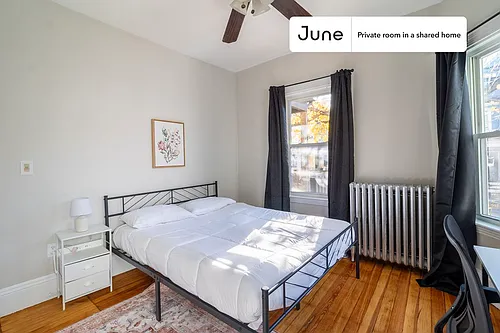 41 Brook St #B Photo 1
