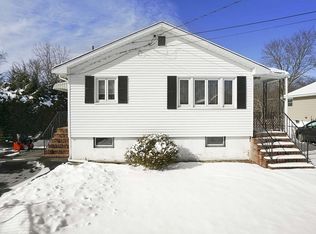 218 Mokema Ave, Waltham, MA 02451