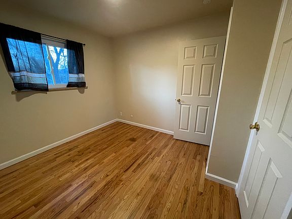 4th image of 860 35th St