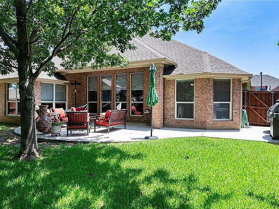 5th image of 6510 Bluebird Dr