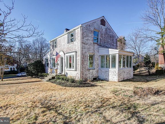 3rd image of 9505 Nowell Dr