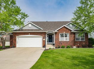 1366 W Glenview Ct, Columbia City, IN 46725
