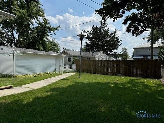 5th image of 137 Clifton Ave
