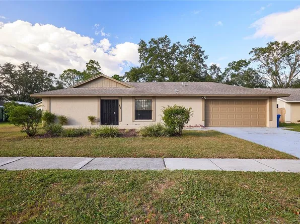 1906 Cedarbrooke Dr, Lutz, FL 33549
