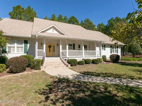 101 Dubose Drive, West End, NC 27376