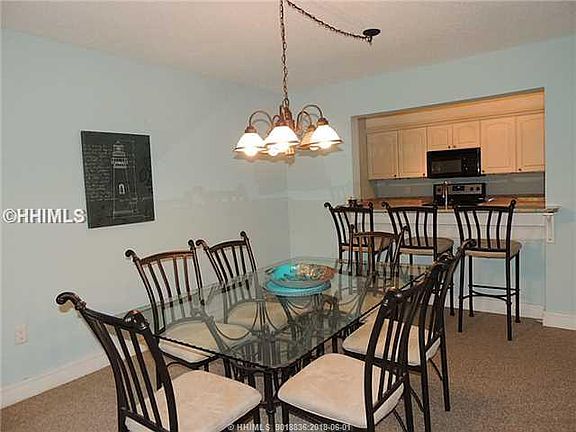 5th image of 34 Forest Beach Dr APT B-8