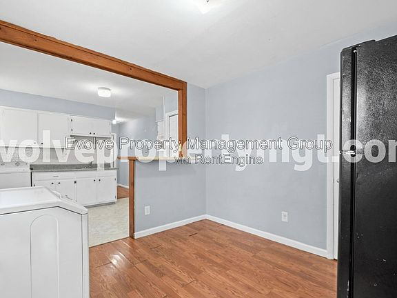 5th image of 2020 Vinton Ave