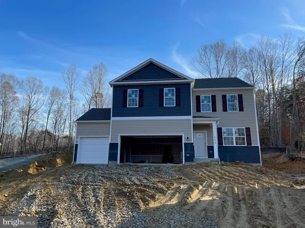 111 Pinewood Rd, Fredericksburg, VA 22405