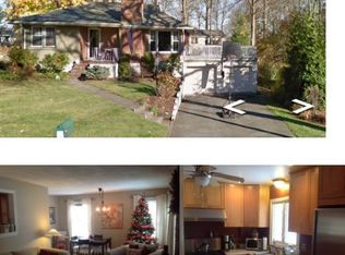 64 Craig Ln, Trumbull, CT 06611