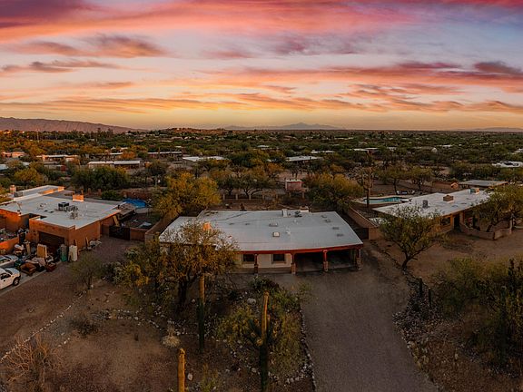 3rd image of 9390 E Kayenta Dr