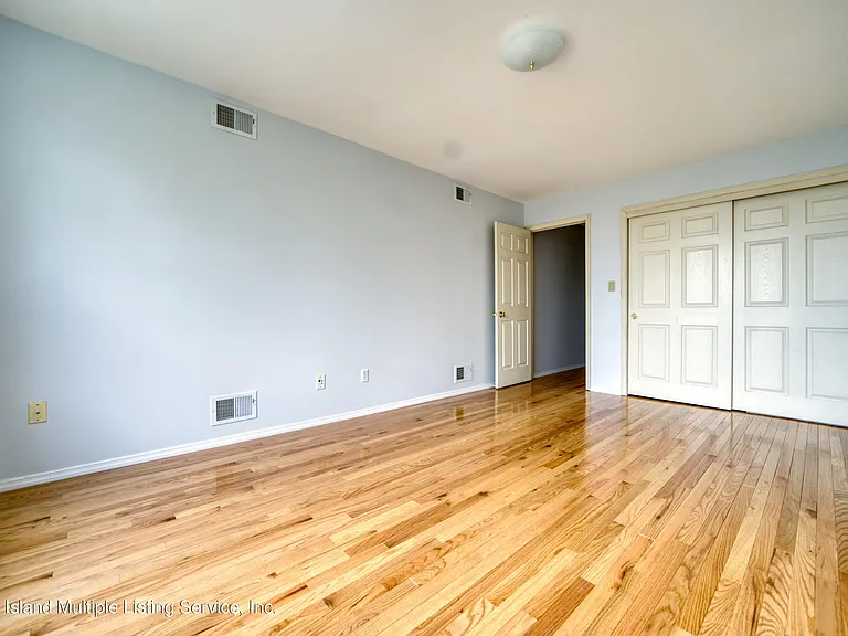 80 Belmont Pl — Photo 10