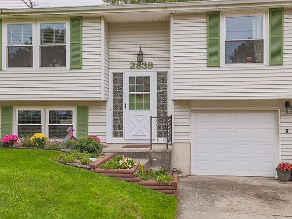 3rd image of 2839 Overdale Dr