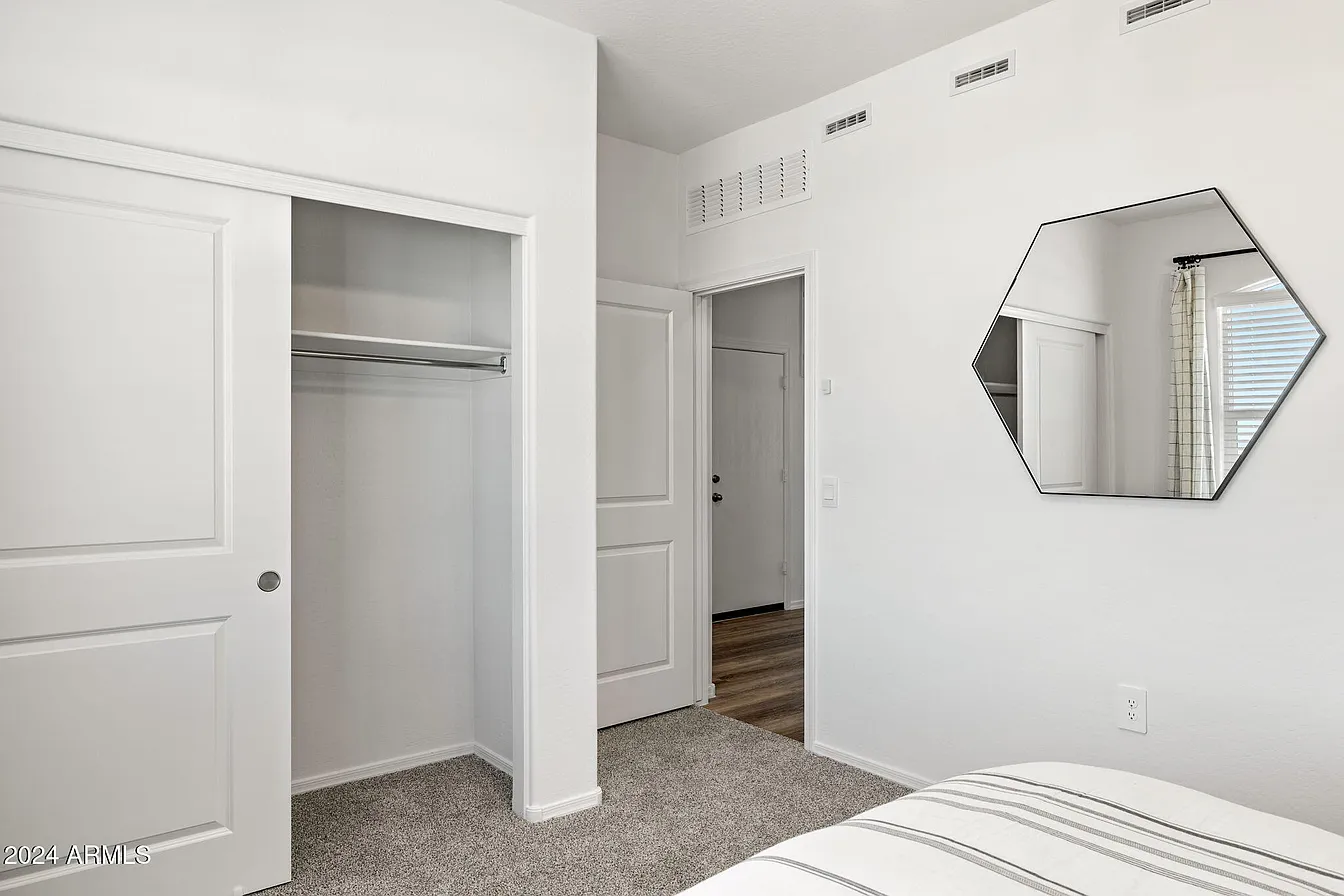 WWW@WWW ③ 18353 Vassar St NE, Columbus, MN 55025 | Zillow
