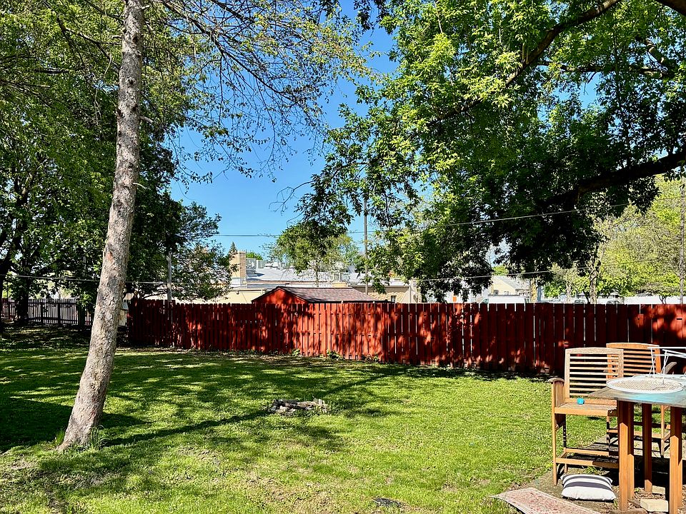 2nd image of 558 Lincoln Ave
