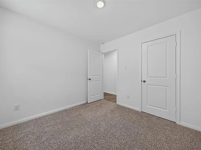 11927 Detar Ct — Photo 17