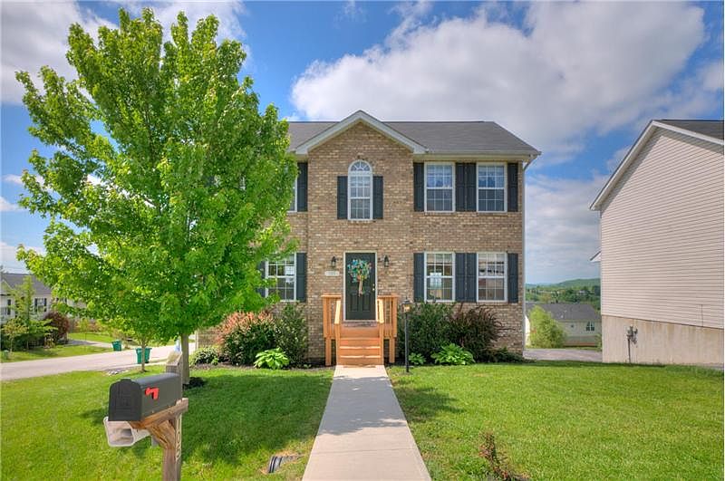 1st image of 105 Wistaria Dr