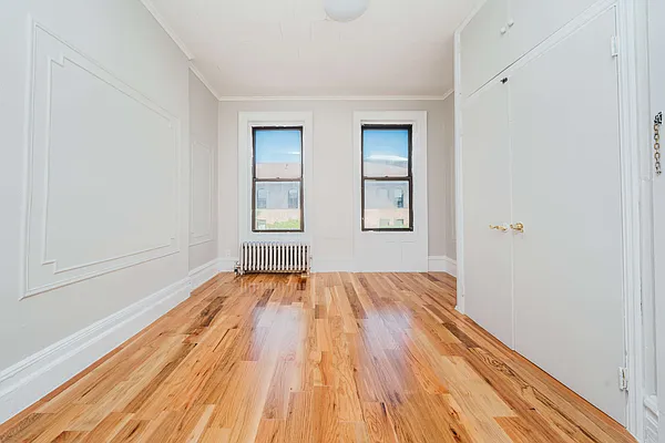 Rented by Nooklyn NYC LLC | media 8