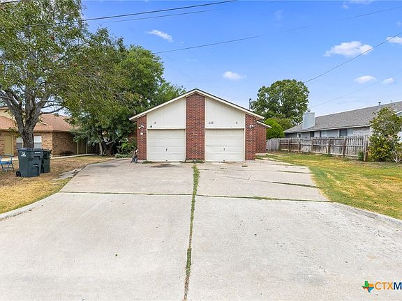 3rd image of 625 Luther Dr