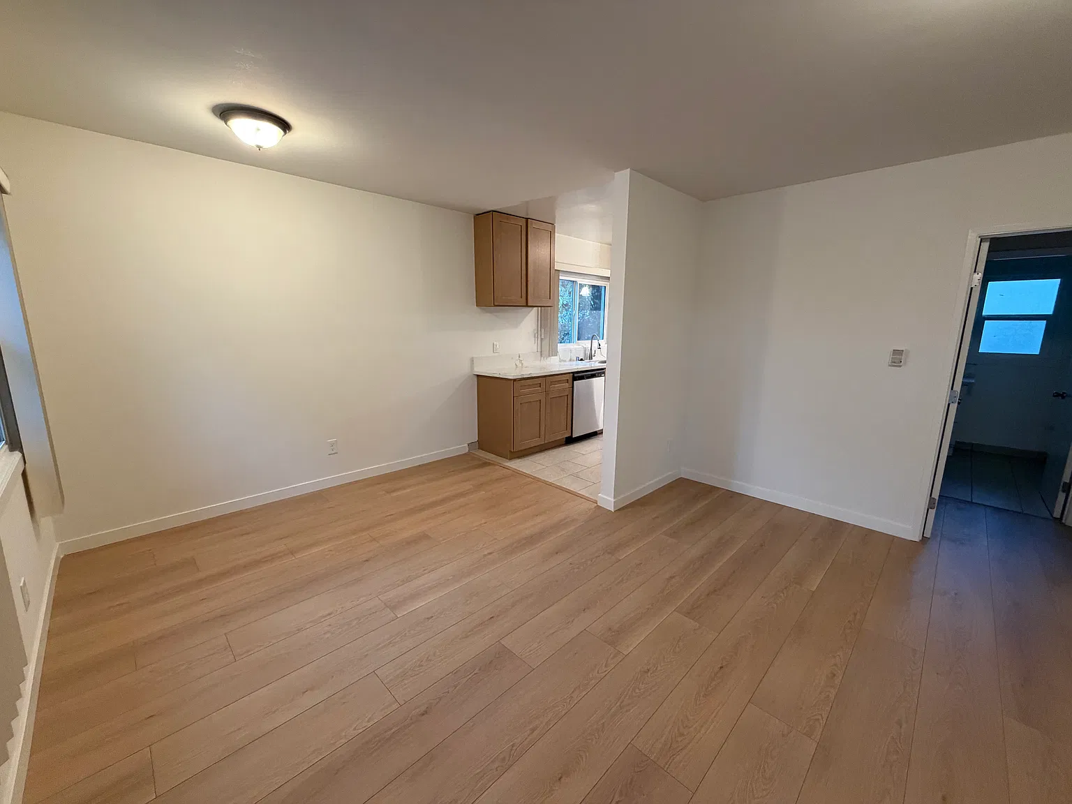 2 bed, $3,500 — Photo 3