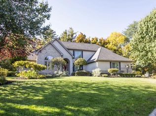 5062 Manor Ridge Ct, Westerville, OH 43082