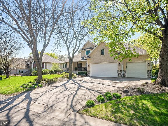 2nd image of 1183 Ashley Ln