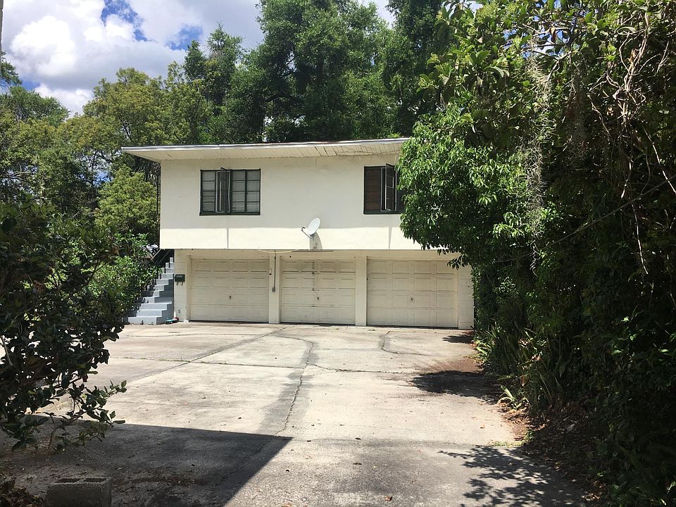1st image of 807 Hillcrest St