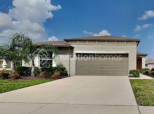 1408 Flower Dust Dr, Ruskin, FL 33570