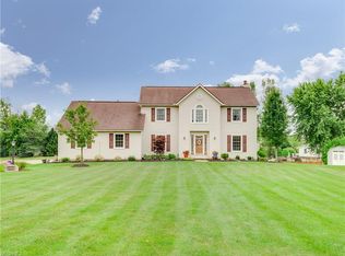 10379 Golden Ridge Dr, Wadsworth, OH 44281