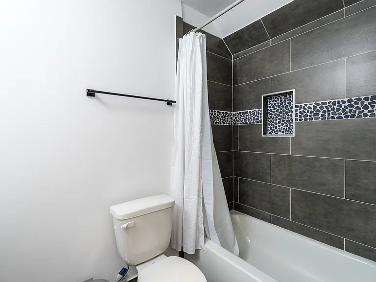 8324 Springwood Canyon Ln — Photo 20