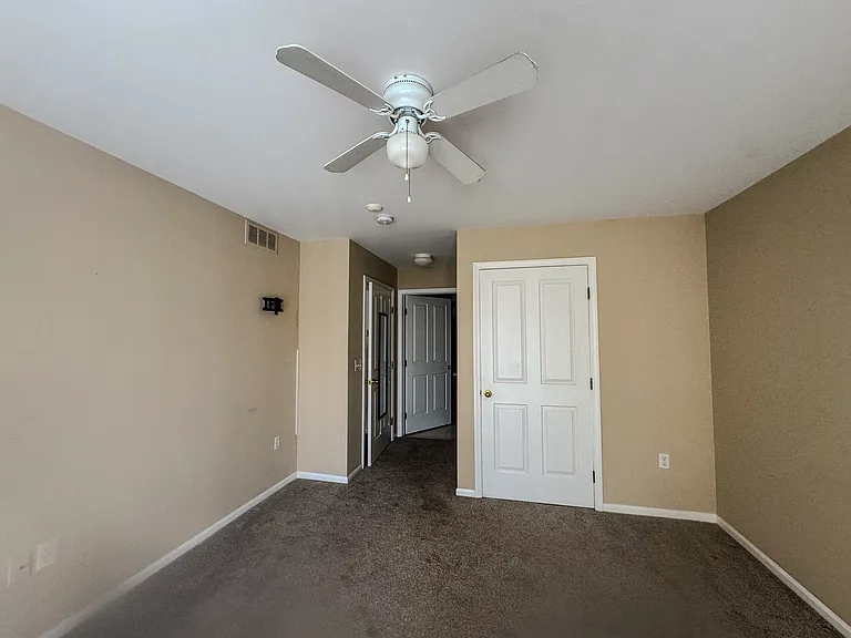 47909 Cardiff Ave — Photo 6