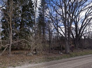 11421 Newman Rd, Brighton, MI 48114