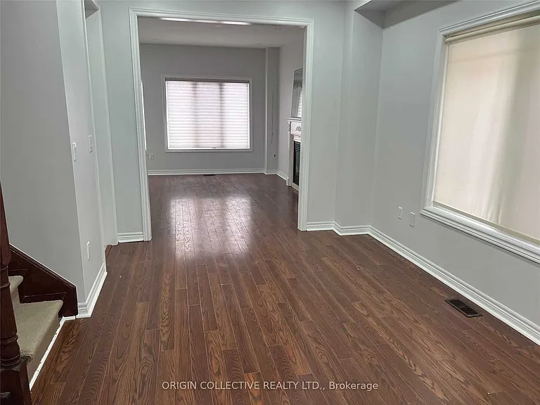 74 Clearfield Dr S — Photo 3