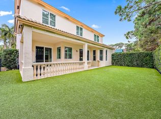 437 Woodview Cir, Palm Beach Gardens, FL 33418