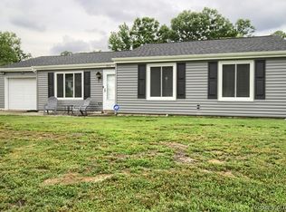 261 Windsor Castle Dr, Newport News, VA 23608