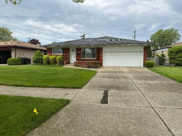 12327 Deming Dr, Sterling Heights, MI 48312