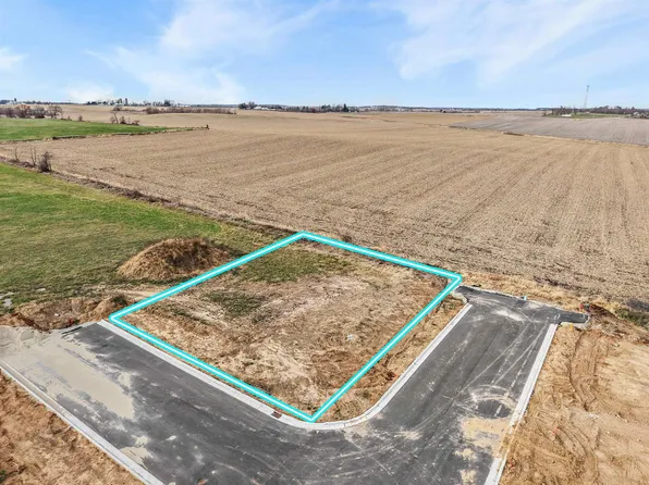 71 S 8th, Evansville, WI 53536